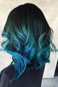 Cómo teñir el pelo de azul: Marcas de tintes y tónicos + ¡4 recetas caseras!