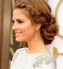 Side Bun - 30 fantastiche idee per acconciature con Side Bun!