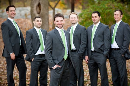 Learn how to choose ties for groomsmen