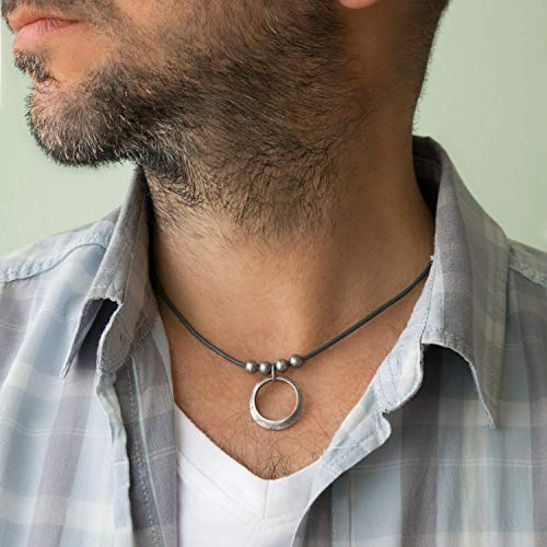 How to Wear Men's Chain – New Models, Looks and Tips!