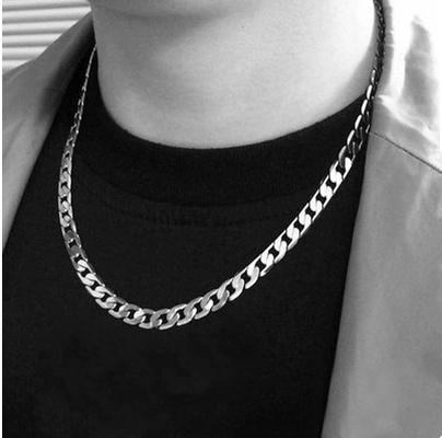 How to Wear Men's Chain – New Models, Looks and Tips!