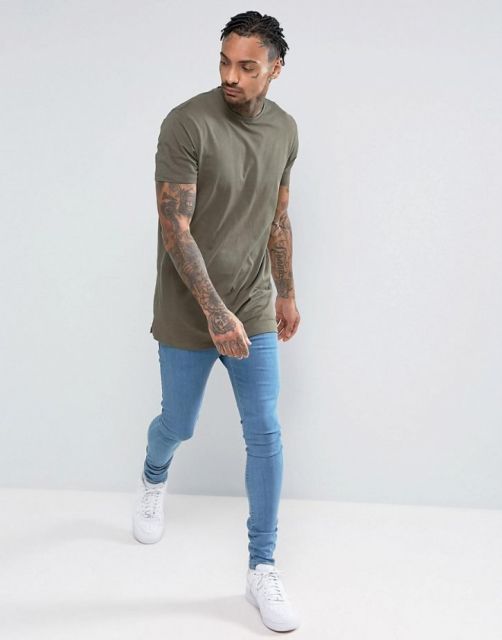 T-shirt basic da uomo – 60 look semplici usati con stile!