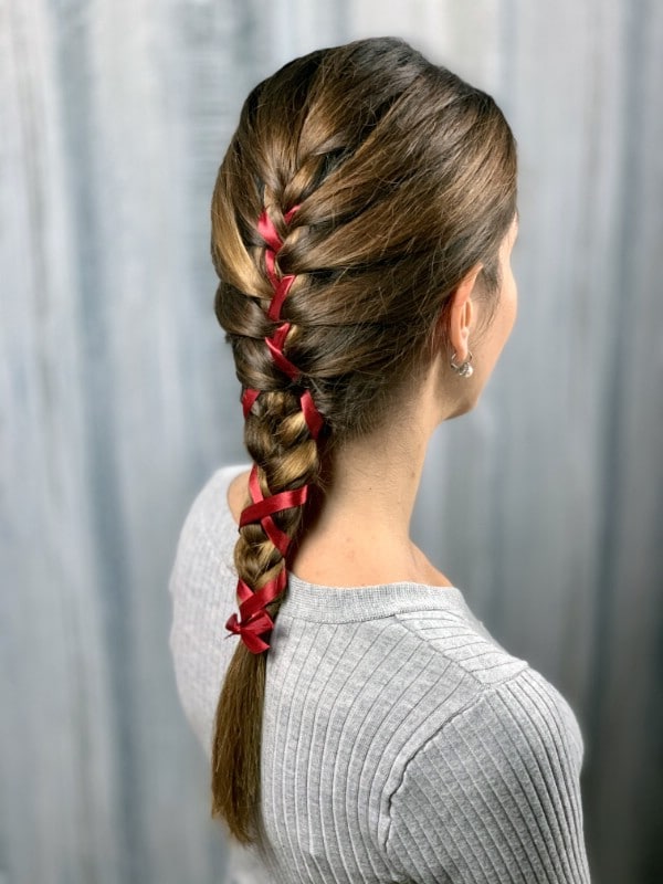 Trenza con cinta: ¡30 hermosas inspiraciones y paso a paso!