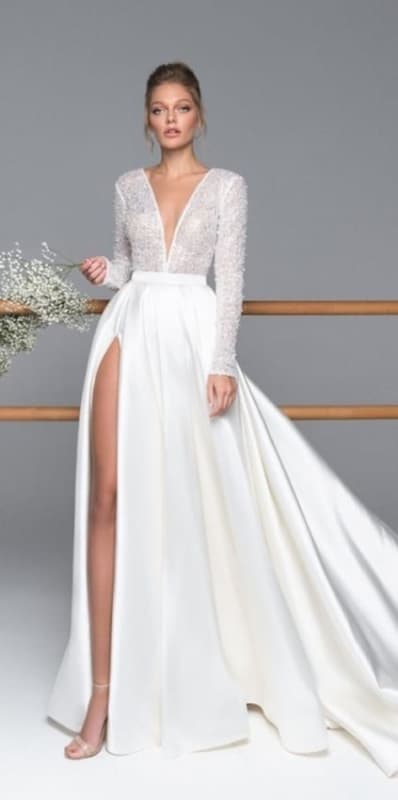 Simple wedding dress – 75 beautiful and romantic models!