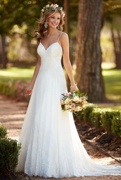 Simple wedding dress – 75 beautiful and romantic models!