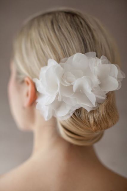 Flower for Hair - 42 belles façons de porter et des conseils de coiffure!