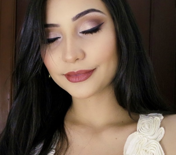 Daytime Wedding Makeup – Which One to Use? (BEAUTIFUL PHOTOS)