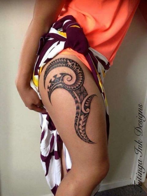 71 belles idées de tatouage de cuisse féminine et soins principaux!