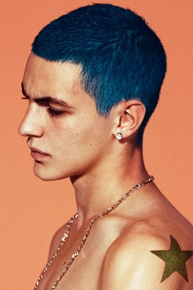 Men's blue hair: 30 inspirations with amazing shades for men!