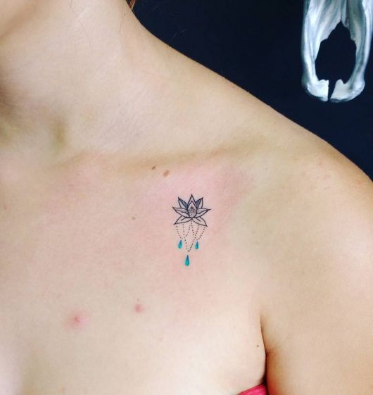 Tatouage de fleur de lotus - Quelle est sa signification et 58 idées passionnées !