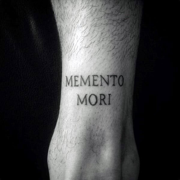 Words to tattoo – 60 inspiring and meaningful ideas!