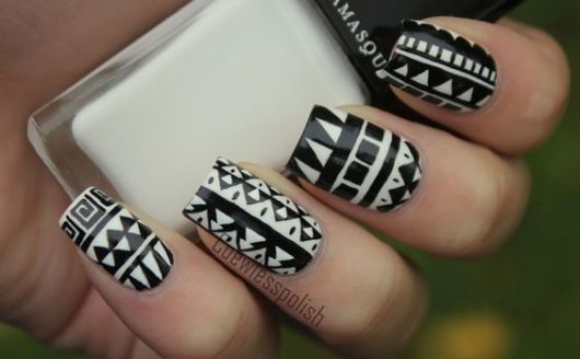 Uñas decoradas en negro: ¡las 78 decoraciones más increíbles de la historia!