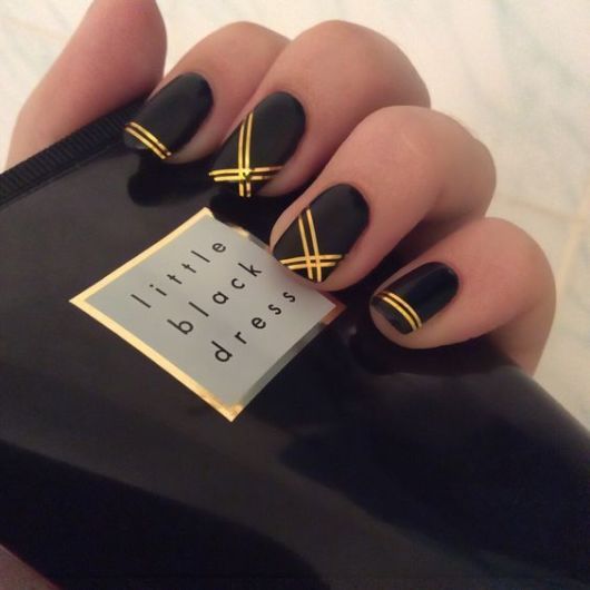 Uñas decoradas en negro: ¡las 78 decoraciones más increíbles de la historia!