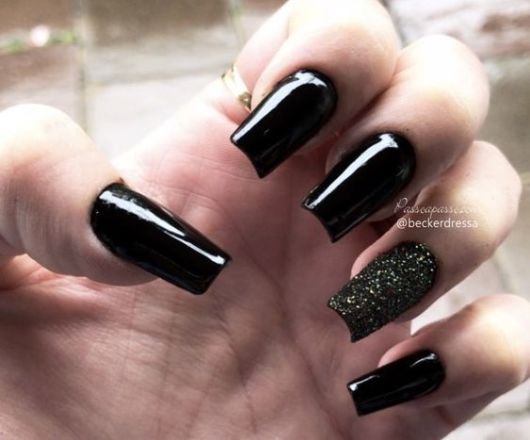 Uñas decoradas en negro: ¡las 78 decoraciones más increíbles de la historia!