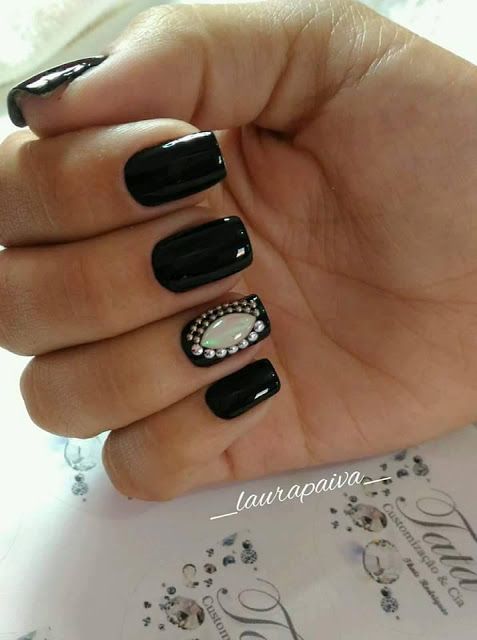 Uñas decoradas en negro: ¡las 78 decoraciones más increíbles de la historia!