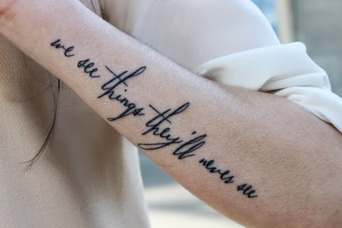 Quote tattoos on the arm – 45 perfect inspirations for tattooing!