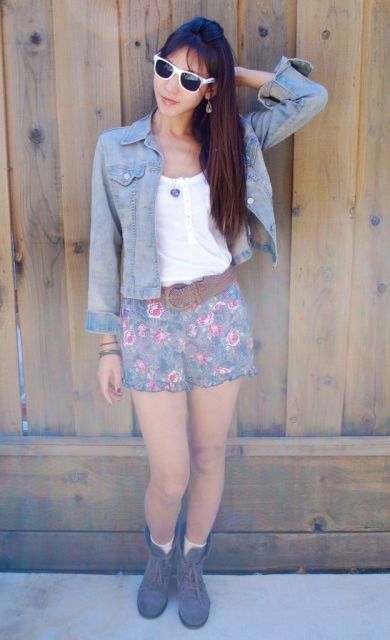 Looks avec des shorts à fleurs : 20 conseils pour porter l'imprimé floral !