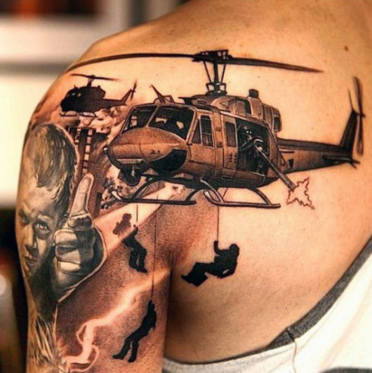 Tatuaggio militare: 50 magnifici tatuaggi per ispirarti!