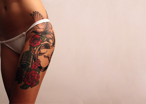 Tatuaggio per coprire le smagliature: foto, idee e consigli