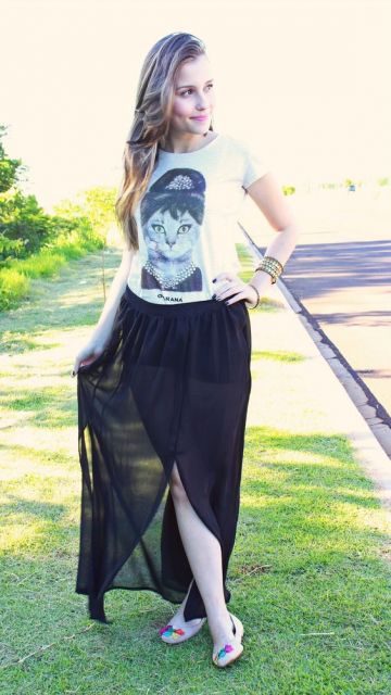 LONG SKIRT WITH SLIT: how to wear it?