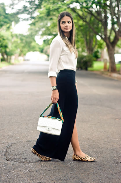 LONG SKIRT WITH SLIT: how to wear it?