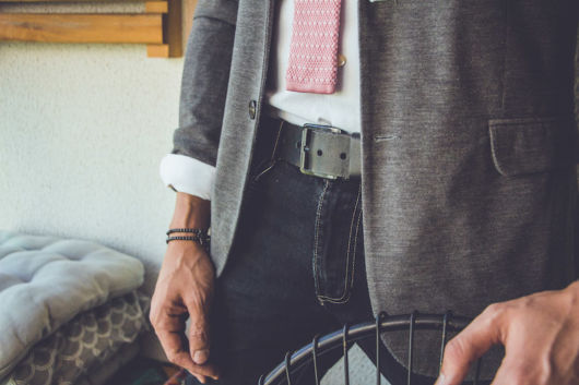 ¿Cómo usar el cinturón de los hombres? – ¡80 Looks Modernos y Elegantes!