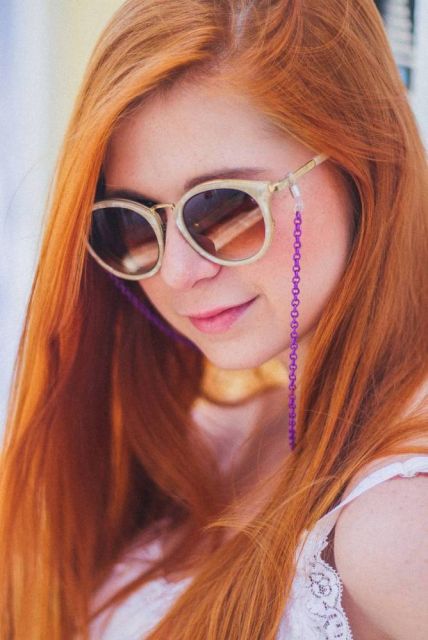 Come indossare una catena per occhiali - 40 bellissimi modelli e ispirazioni!